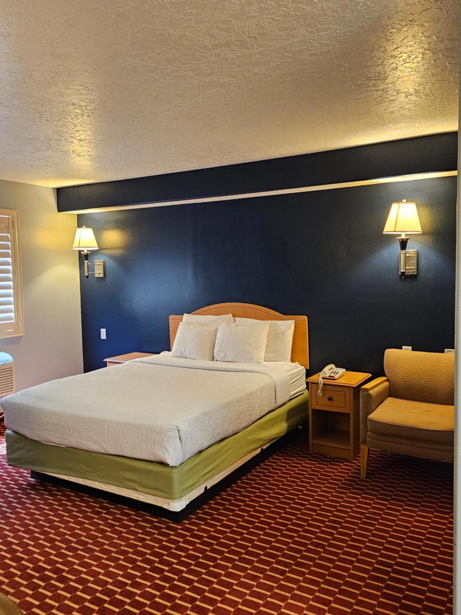 Executive Inn & Suites Extended Stay - Vernal Exteriér fotografie