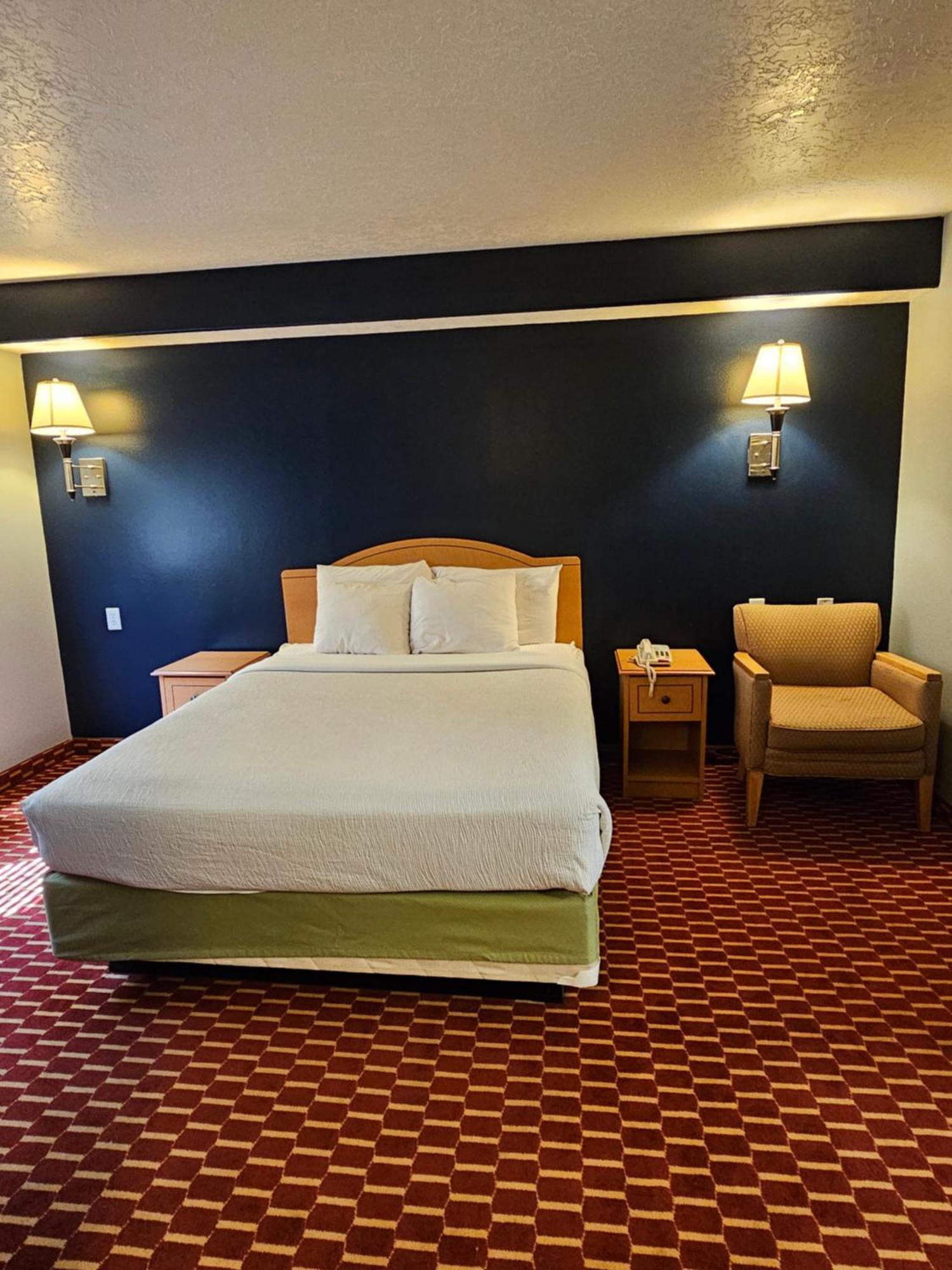 Executive Inn & Suites Extended Stay - Vernal Exteriér fotografie